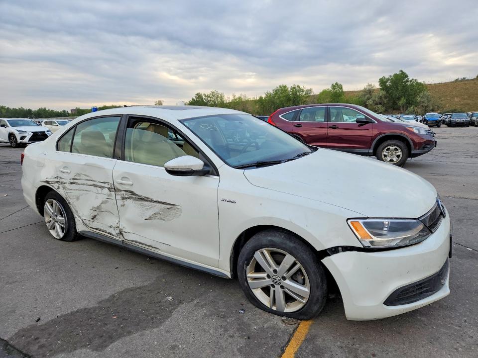 2014 Volkswagen Jetta მანქანა იყიდება აუქციონზე, vin: 3VW637AJ4EM214587, აუქციონის ნომერი: 68847926
