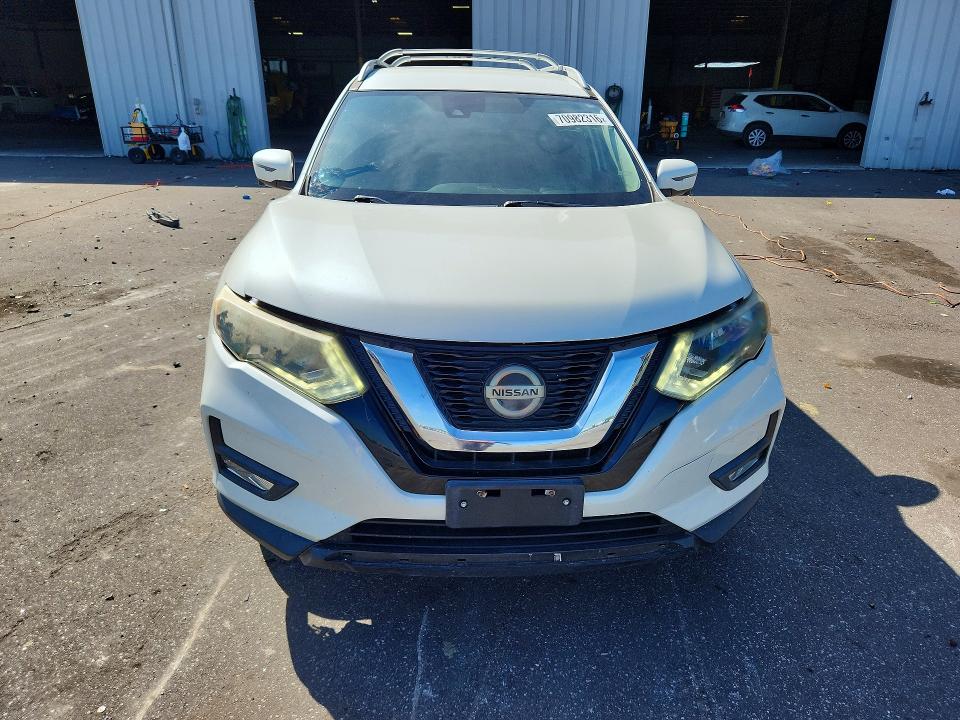 Продаж на аукціоні авто 2018 Nissan Rogue, vin: 5N1AT2MT0JC798488, номер лоту: 70982316