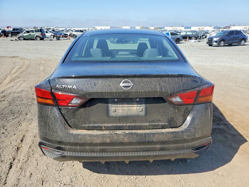 69053316 :رقم المزاد ، 1N4BL4BV7PN352446 vin ، 2023 Nissan Altima مزاد بيع