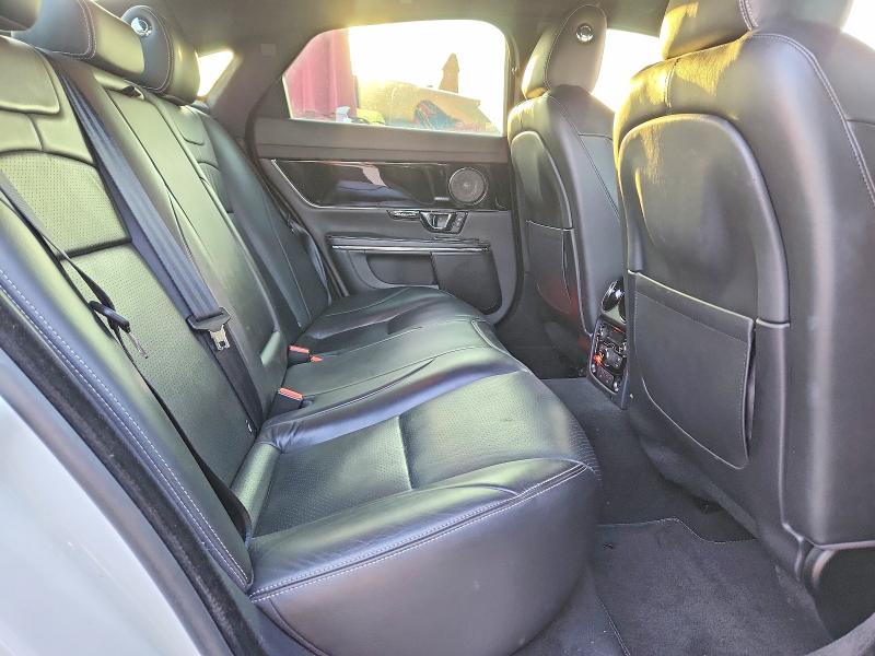 66766816 :رقم المزاد ، SAJWA1CZ8F8V86563 vin ، 2015 Jaguar Xj مزاد بيع