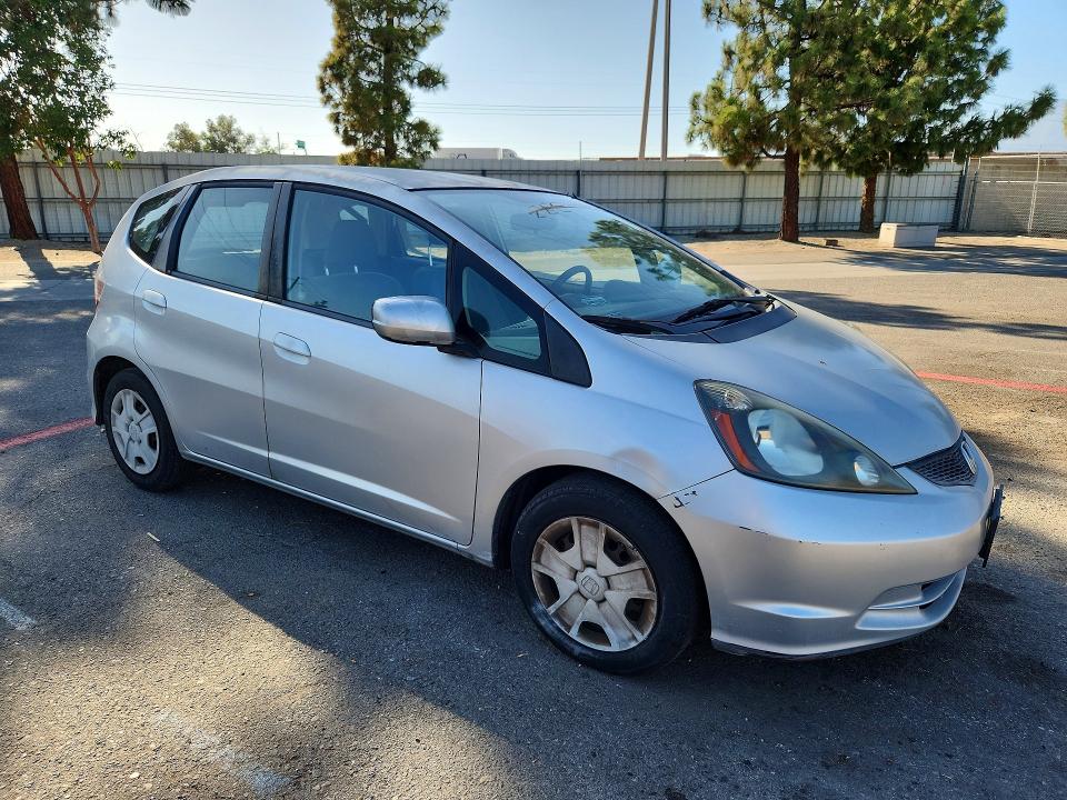 69194486 :رقم المزاد ، JHMGE8H35CS000855 vin ، 2012 Honda Fit مزاد بيع
