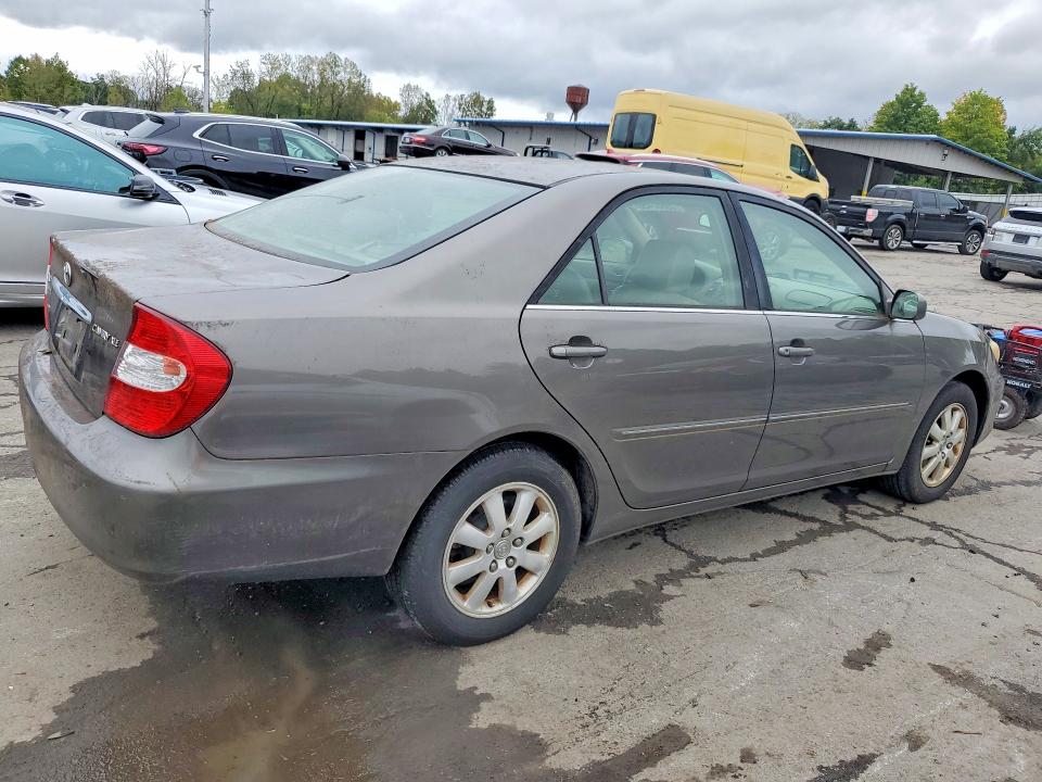 70867456 :رقم المزاد ، 4T1BE30K53U767638 vin ، 2003 Toyota Camry مزاد بيع