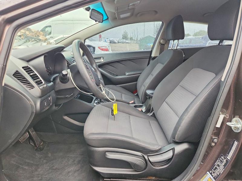 2017 Kia Forte მანქანა იყიდება აუქციონზე, vin: 3KPFL4A7XHE007979, აუქციონის ნომერი: 70080856