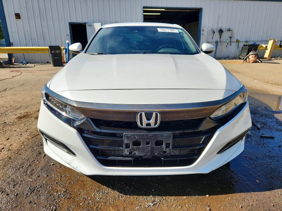 Продажа на аукционе авто 2019 Honda Accord, vin: 1HGCV1F38KA117717, номер лота: 70317486