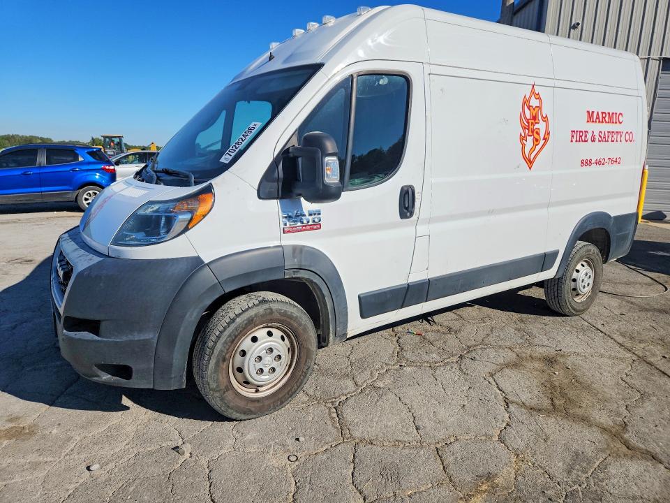 70282496 :رقم المزاد ، 3C6TRVBG8LE102403 vin ، 2020 Ram Promaster 1500 مزاد بيع