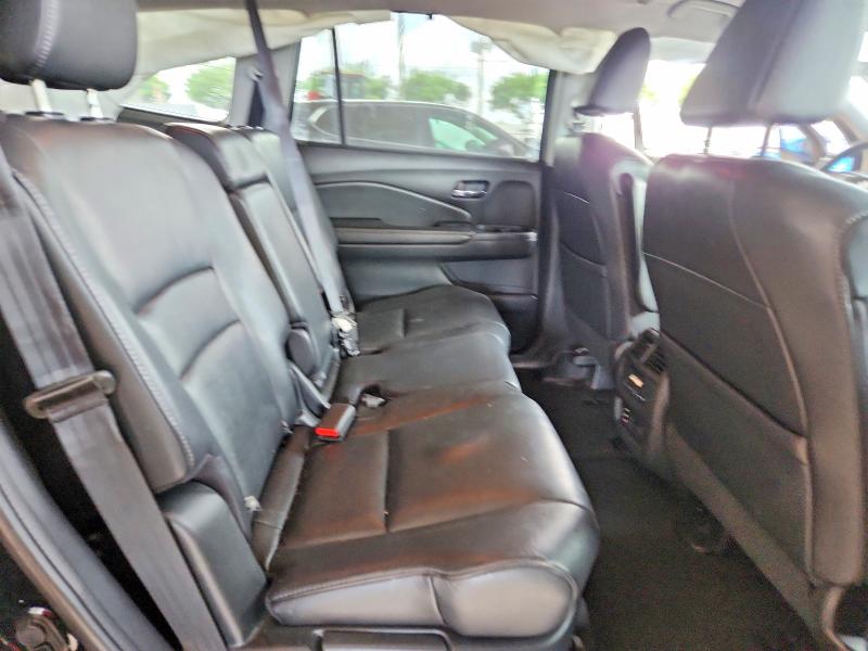 Продажа на аукционе авто 2017 Honda Pilot, vin: 5FNYF5H9XHB022991, номер лота: 67298046