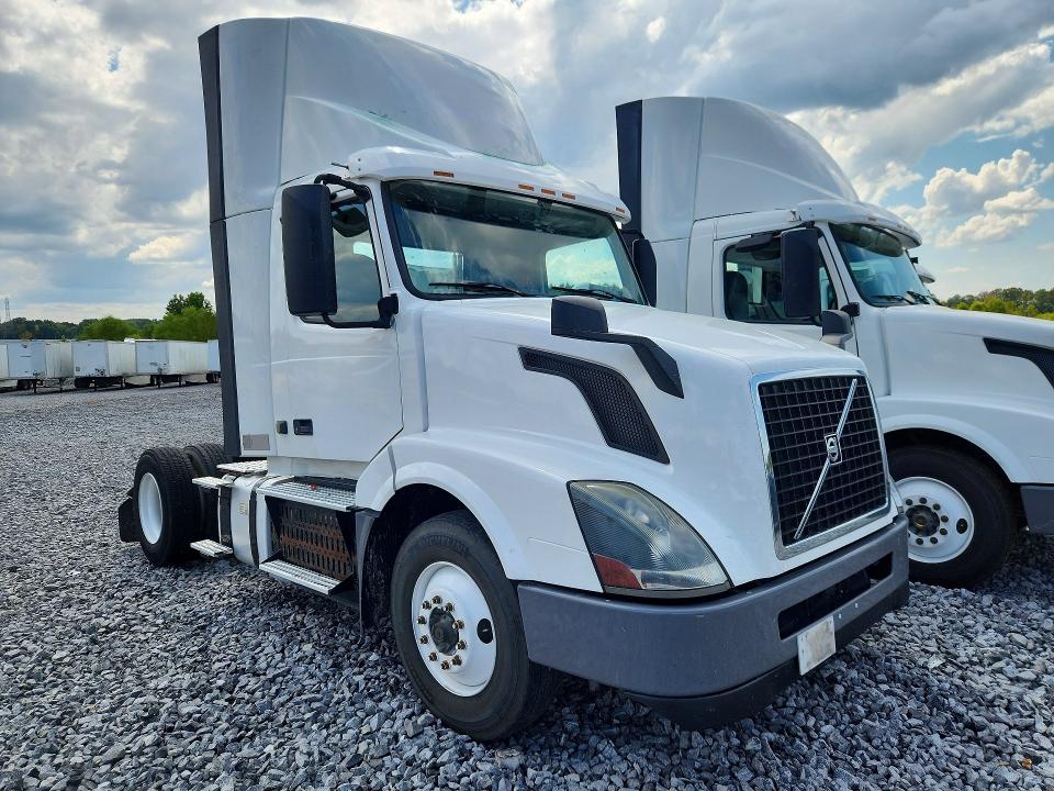 Продажа на аукционе авто 2017 Volvo Vnl, vin: 4V4N39TG9HN987954, номер лота: 65239726