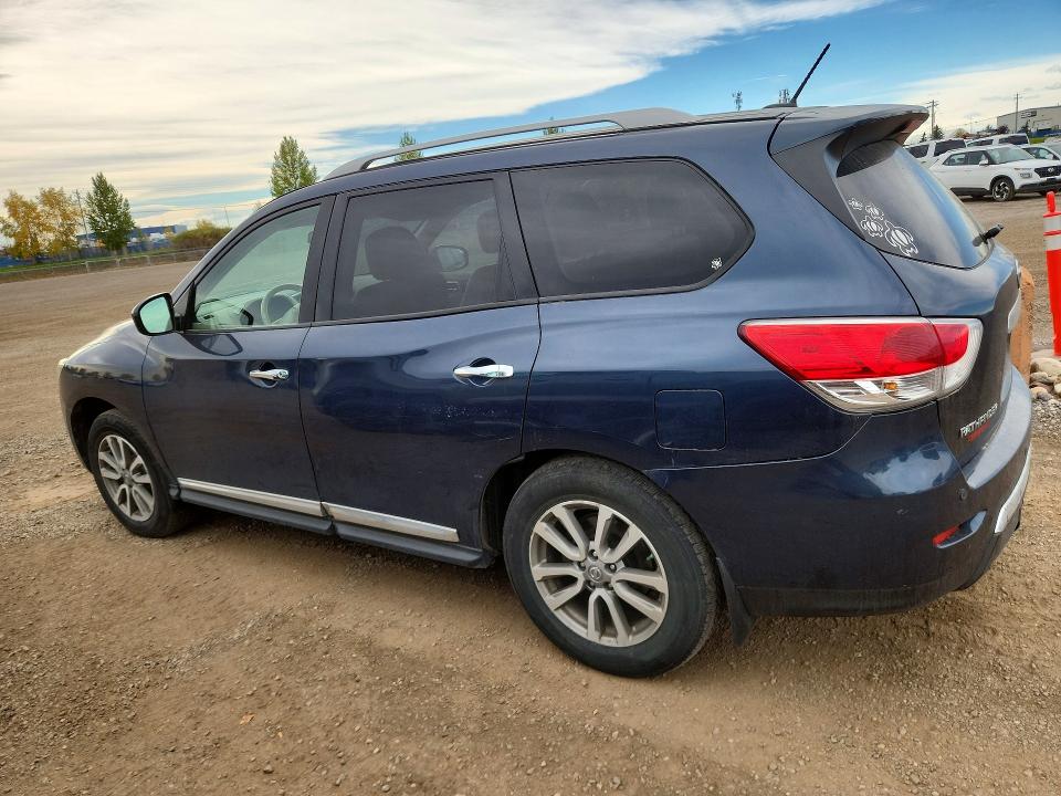 Продажа на аукционе авто 2014 Nissan Pathfinder, vin: 5N1AR2MM4EC675631, номер лота: 71055836