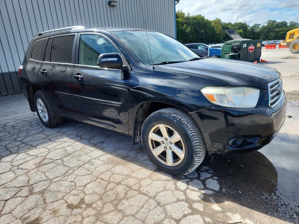 Продажа на аукционе авто 2010 Toyota Highlander, vin: 5TDBK3EH8AS037234, номер лота: 69920616