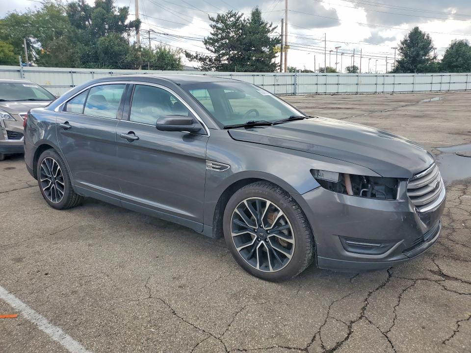 Продаж на аукціоні авто 2018 Ford Taurus, vin: 1FAHP2E8XJG115499, номер лоту: 68048296