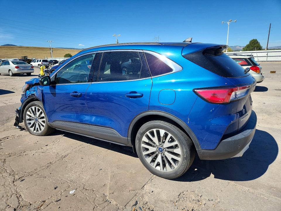 2022 Ford Escape მანქანა იყიდება აუქციონზე, vin: 1FMCU0DZXNUA16339, აუქციონის ნომერი: 67926396