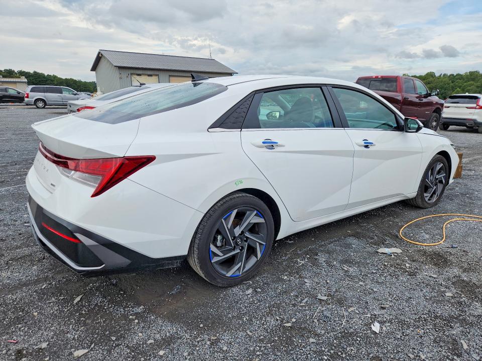 2025 Hyundai Elantra მანქანა იყიდება აუქციონზე, vin: KMHLN4DJ3SU173169, აუქციონის ნომერი: 69692306