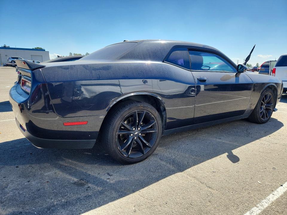 2017 Dodge Challenger მანქანა იყიდება აუქციონზე, vin: 2C3CDZBT5HH604412, აუქციონის ნომერი: 70575876