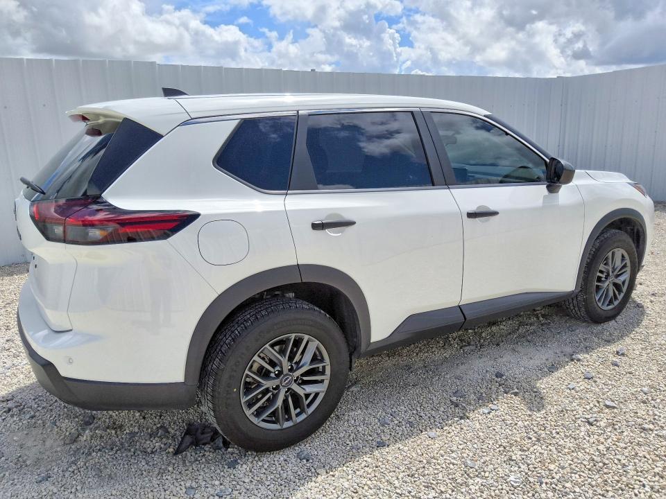 2024 Nissan Rogue მანქანა იყიდება აუქციონზე, vin: 5N1BT3AA5RC718126, აუქციონის ნომერი: 68204326