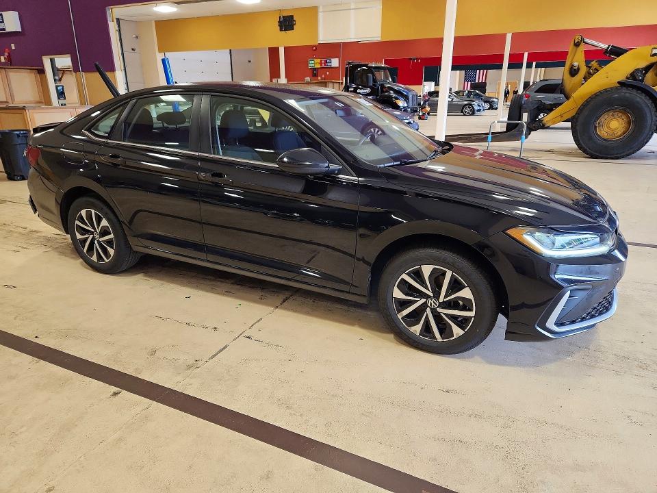 Продаж на аукціоні авто 2025 Volkswagen Jetta, vin: 3VW5X7BU2SM071420, номер лоту: 70664996