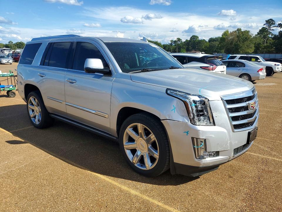 2015 Cadillac Escalade მანქანა იყიდება აუქციონზე, vin: 1GYS3NKJ7FR555318, აუქციონის ნომერი: 66214726