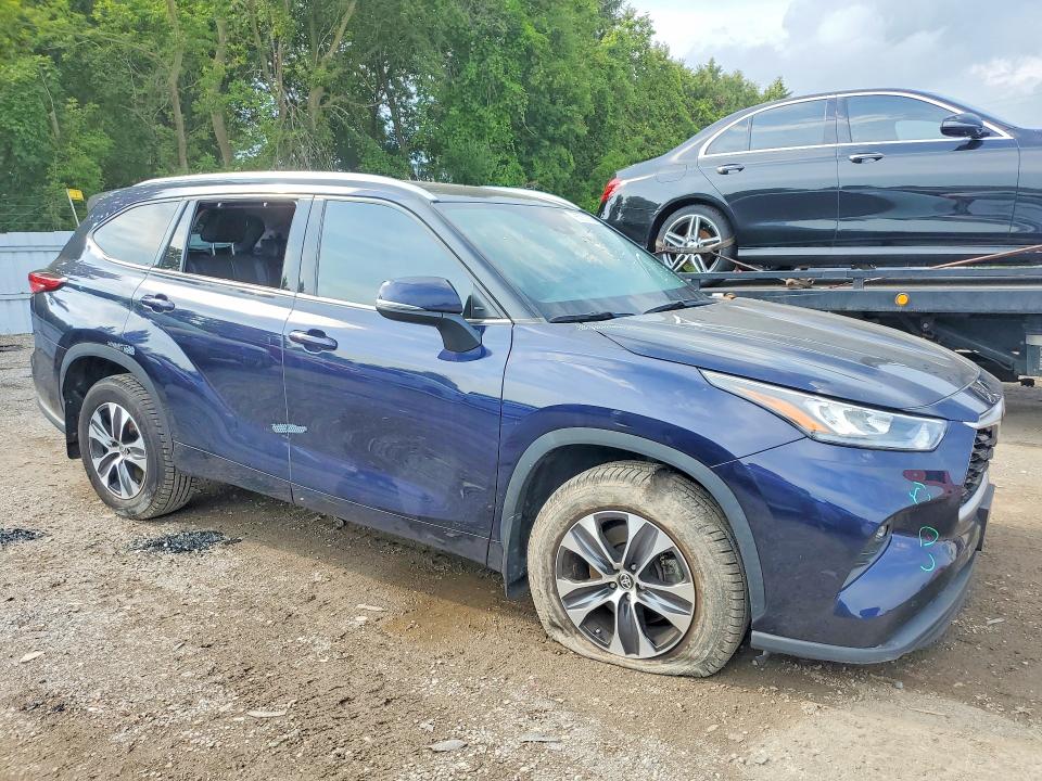 66353906 :رقم المزاد ، 5TDGZRBH4LS515936 vin ، 2020 Toyota Highlander مزاد بيع