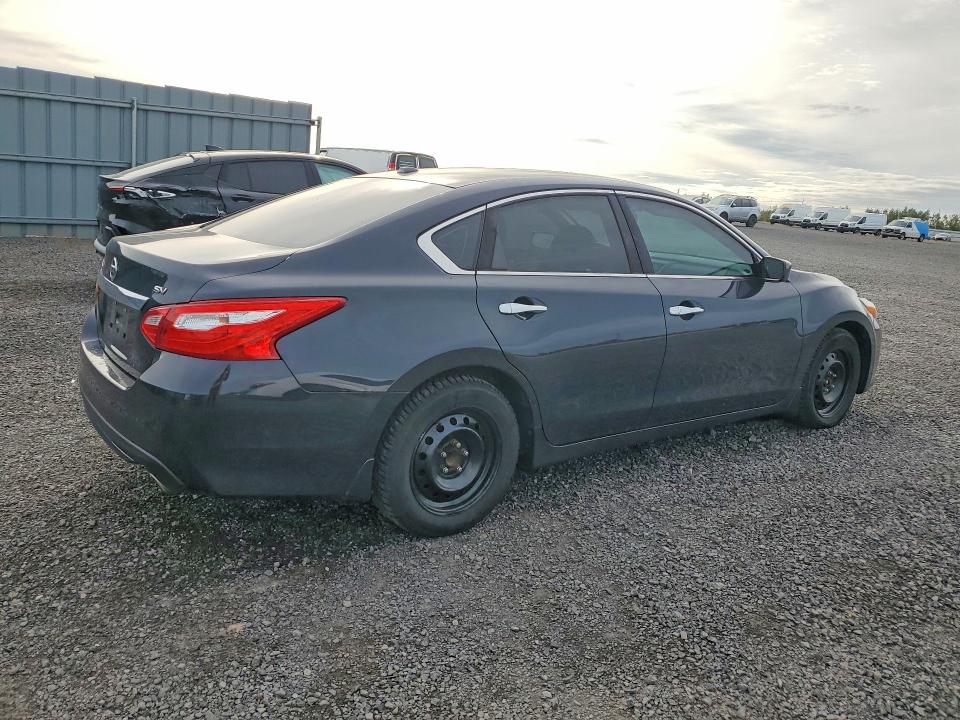 2017 Nissan Altima მანქანა იყიდება აუქციონზე, vin: 1N4AL3APXHC476572, აუქციონის ნომერი: 68855116