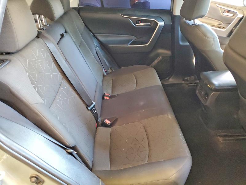 Продажа на аукционе авто 2021 Toyota Rav4, vin: 2T3W1RFV1MW165233, номер лота: 68479496