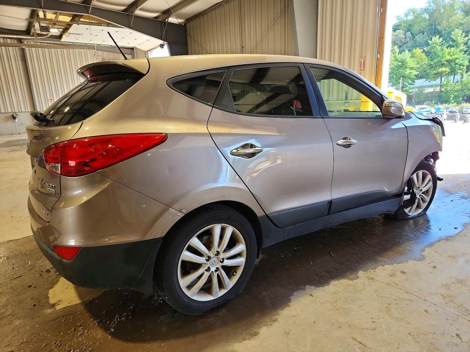 68945946 :رقم المزاد ، KM8JUCAC1CU375682 vin ، 2012 Hyundai Tucson مزاد بيع