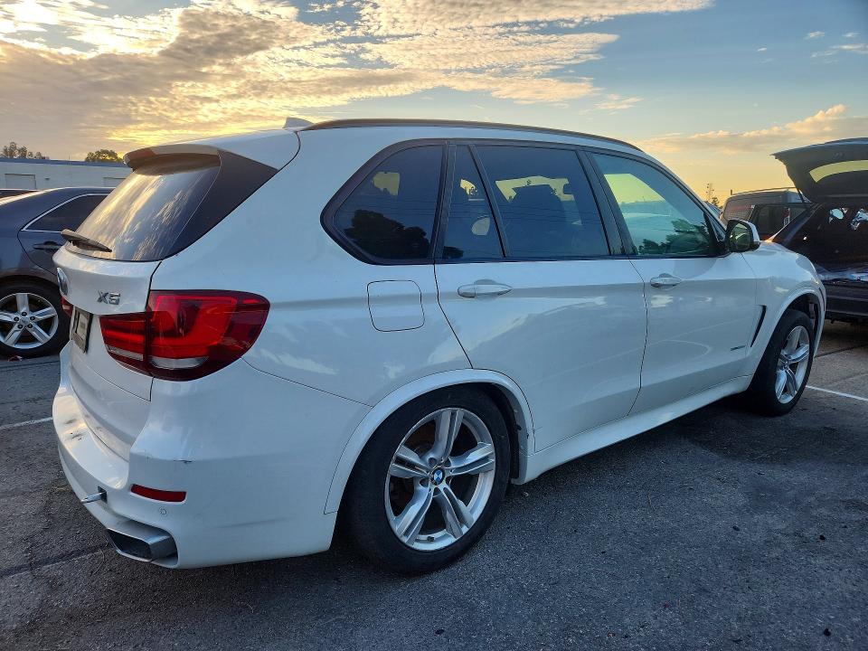68277606 :رقم المزاد ، 5UXKS4C5XF0N07304 vin ، 2015 Bmw X5 مزاد بيع