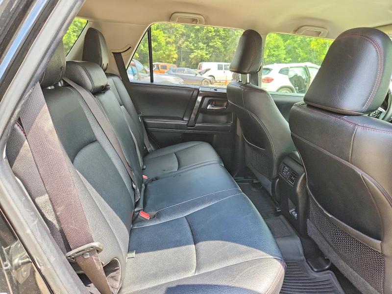 67120456 :رقم المزاد ، JTERU5JR3N6030275 vin ، 2022 Toyota 4runner مزاد بيع