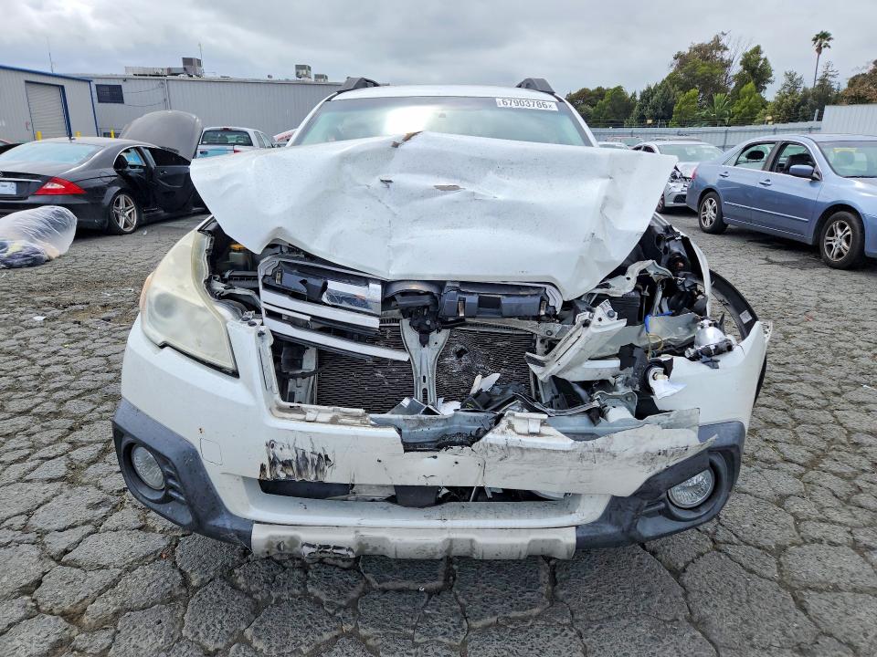 Продажа на аукционе авто 2014 Subaru Outback, vin: 4S4BRBCC6E3237352, номер лота: 67903786