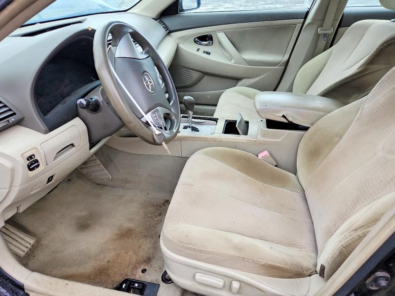 70740696 :رقم المزاد ، 4T4BF3EK4AR065223 vin ، 2010 Toyota Camry مزاد بيع