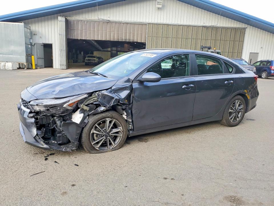 67923746 :رقم المزاد ، 3KPF24AD8RE830050 vin ، 2024 Kia Forte مزاد بيع