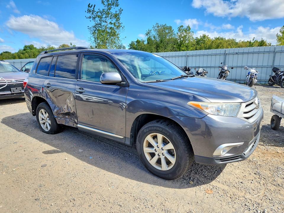 Продажа на аукционе авто 2011 Toyota Highlander, vin: 5TDBK3EH0BS048780, номер лота: 70180116