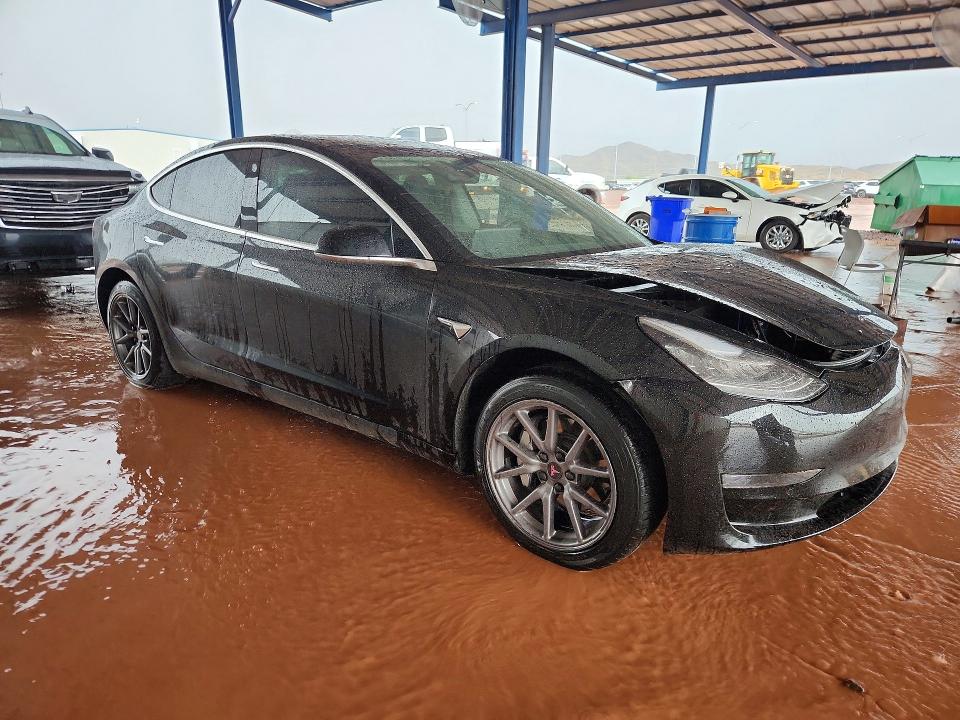 2020 Tesla Model 3 მანქანა იყიდება აუქციონზე, vin: 5YJ3E1EA3LF598208, აუქციონის ნომერი: 68897876