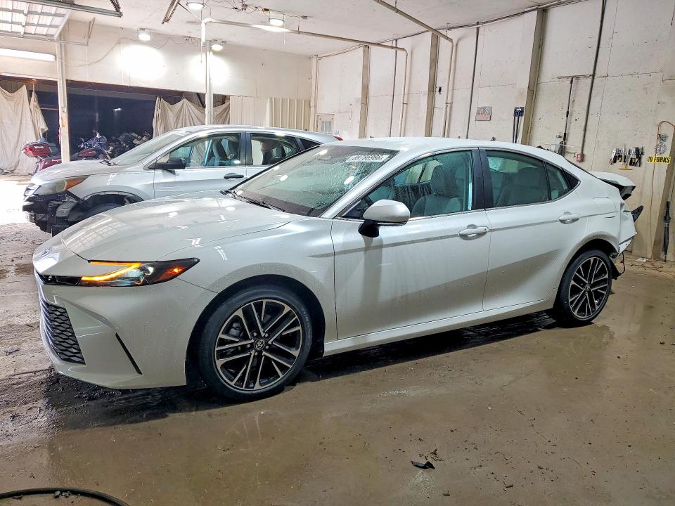 69786986 :رقم المزاد ، 4T1DAACK8TU335212 vin ، 2026 Toyota Camry مزاد بيع
