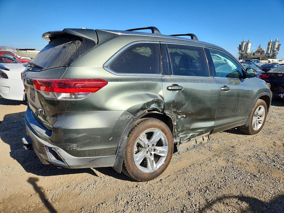 Продажа на аукционе авто 2017 Toyota Highlander, vin: 5TDDZRFH6HS400856, номер лота: 67453686