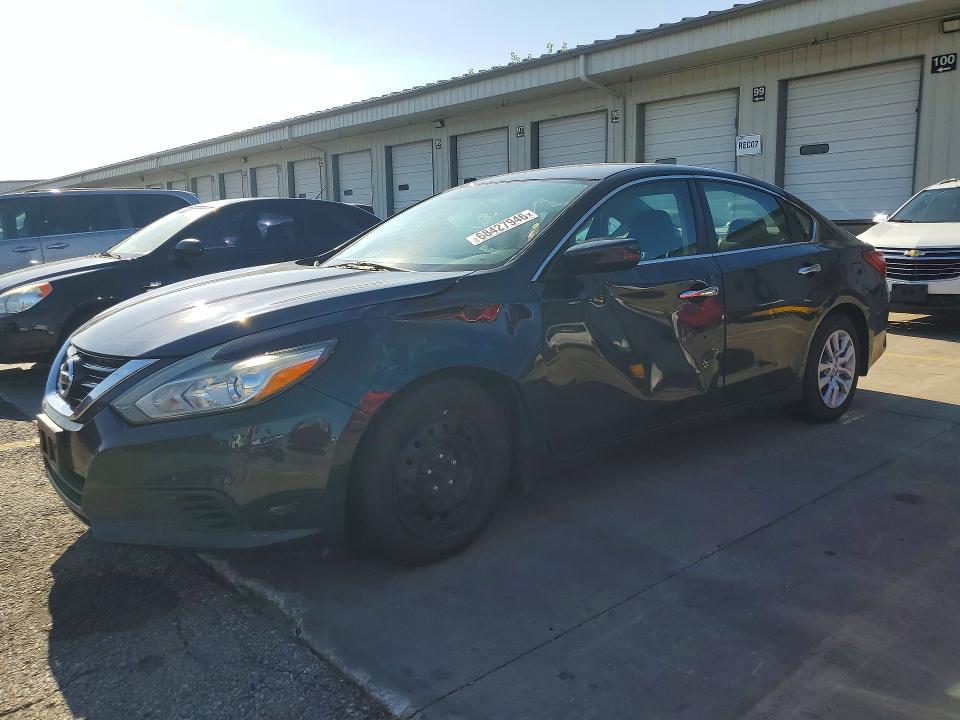 2017 Nissan Altima მანქანა იყიდება აუქციონზე, vin: 1N4AL3APXHC284729, აუქციონის ნომერი: 68427946