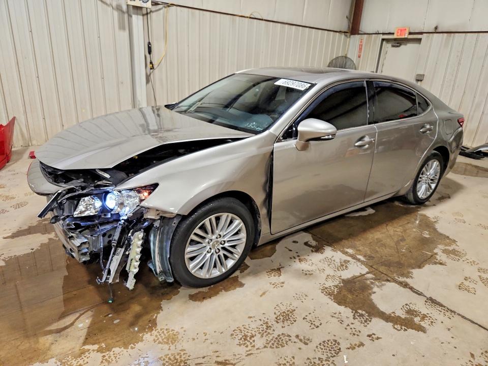 69297086 :رقم المزاد ، JTHBK1GG5F2190305 vin ، 2015 Lexus Es مزاد بيع