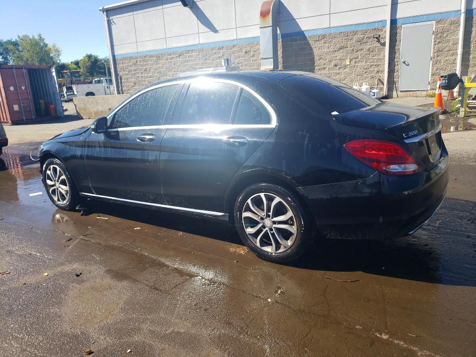 68779436 :رقم المزاد ، 55SWF4KBXGU143594 vin ، 2016 Mercedes-benz C مزاد بيع