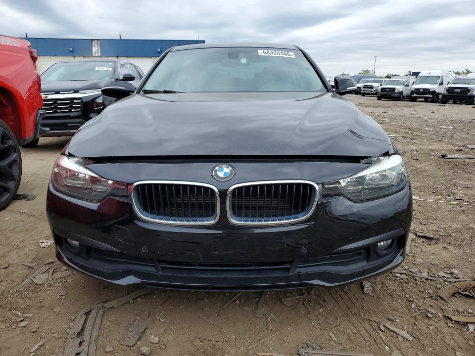 Auction sale of the 2017 Bmw 320, vin: WBA8A3C38HK693064        , lot number: 68424486