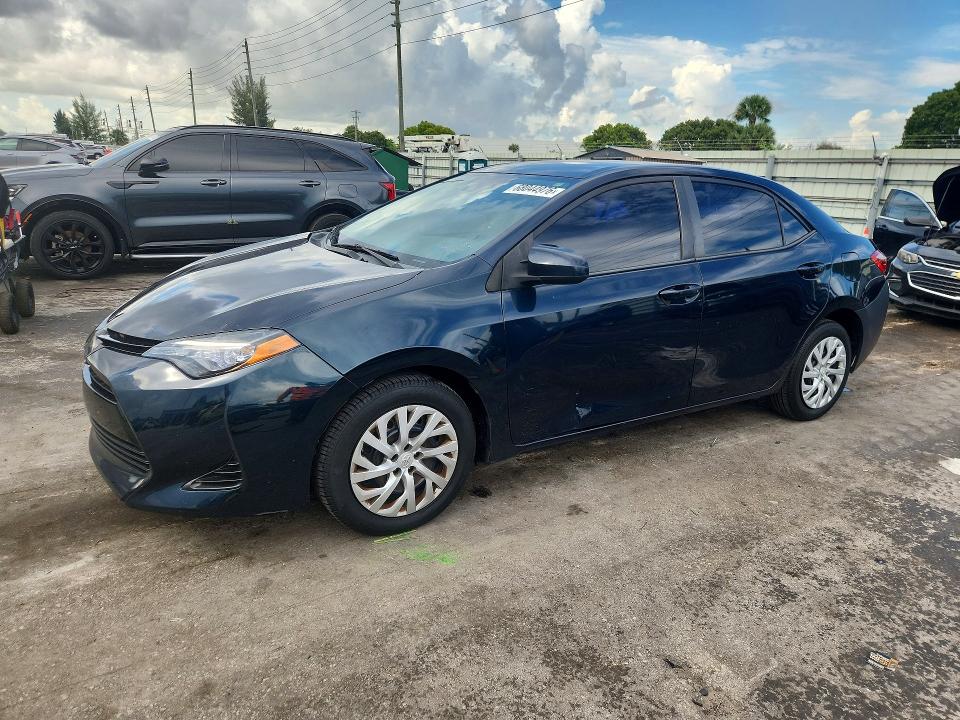 Продажа на аукционе авто 2018 Toyota Corolla, vin: 5YFBURHE5JP842972, номер лота: 68044976