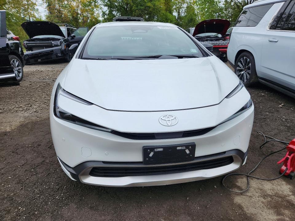 Auction sale of the 2025 Toyota Prius Plug-in Hybrid, vin: JTDACACU2S3053185, lot number: 70979306