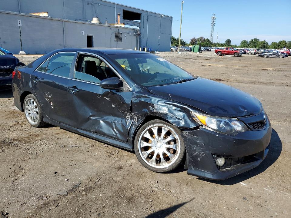 2012 Toyota Camry მანქანა იყიდება აუქციონზე, vin: 4T1BF1FK8CU060008, აუქციონის ნომერი: 69596126