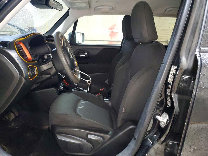 68808216 :رقم المزاد ، ZACCJBAB2JPH35371 vin ، 2018 Jeep Renegade مزاد بيع