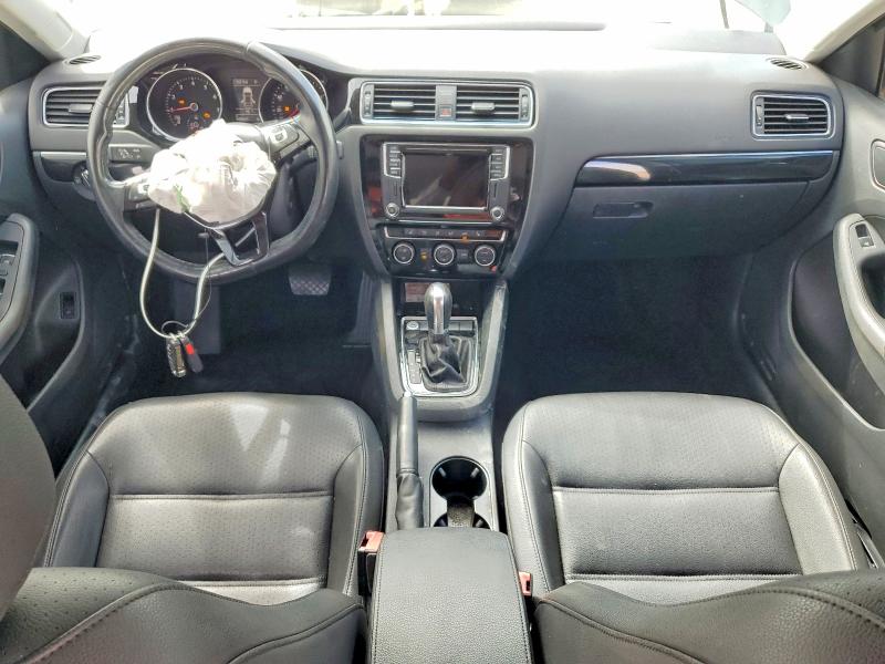2017 Volkswagen Jetta მანქანა იყიდება აუქციონზე, vin: 3VWL17AJ5HM399312, აუქციონის ნომერი: 69173736