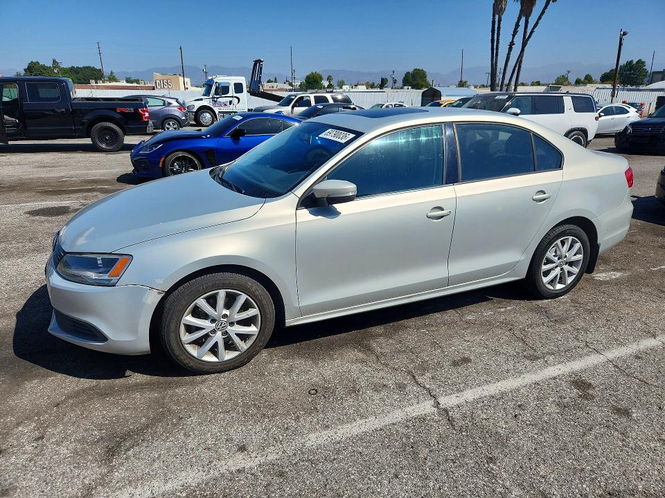 2011 Volkswagen Jetta მანქანა იყიდება აუქციონზე, vin: 3VWDZ7AJ3BM384618, აუქციონის ნომერი: 69790036