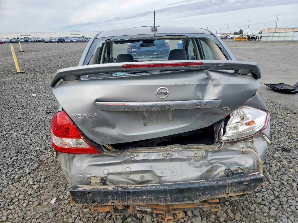 68262436 :رقم المزاد ، 3N1BC11E68L385436 vin ، 2008 Nissan Versa مزاد بيع