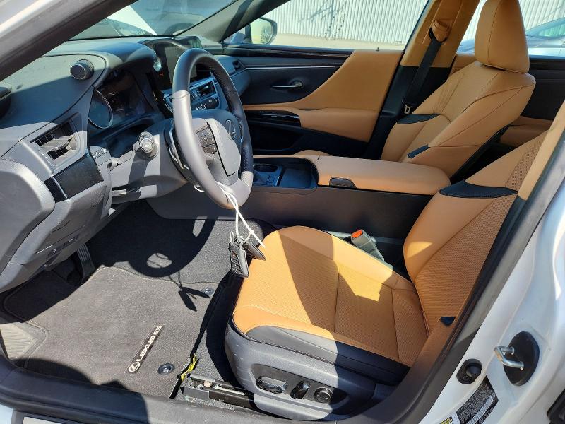 68854276 :رقم المزاد ، 58ACZ1B12SU214566 vin ، 2025 Lexus Es 350 مزاد بيع