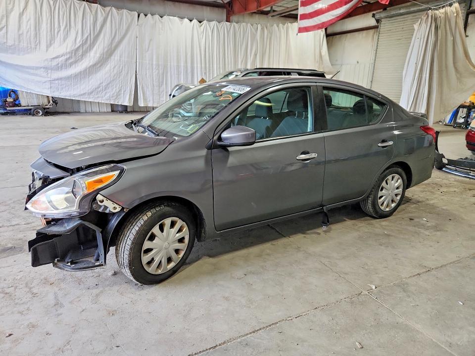 67742806 :رقم المزاد ، 3N1CN7AP9HL836393 vin ، 2017 Nissan Versa مزاد بيع