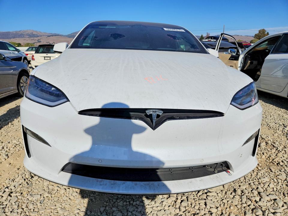 Продажа на аукционе авто 2022 Tesla Model X, vin: 7SAXCDE52NF351358, номер лота: 69346276
