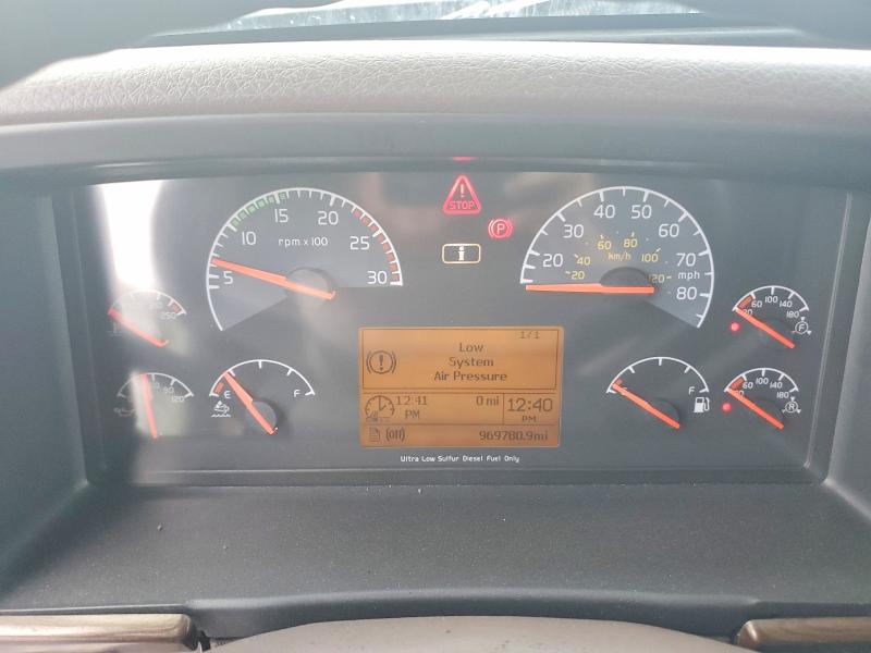 Aukcja sprzedaży 2013 Volvo Vn, vin: 4V4NC9EH5DN144043, numer aukcji: 67965506