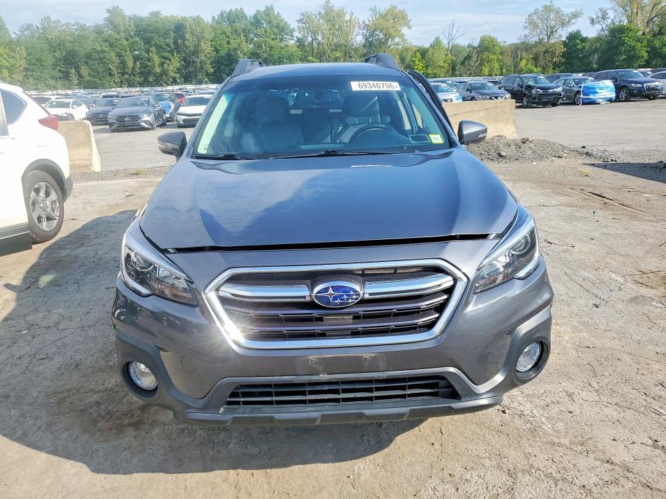Продаж на аукціоні авто 2018 Subaru Outback, vin: 4S4BSAKC8J3366784, номер лоту: 69340706
