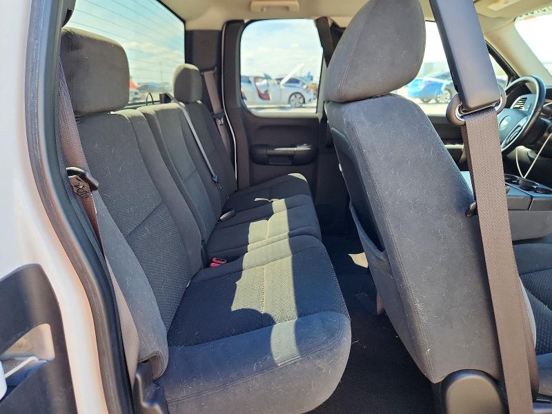 70797596 :رقم المزاد ، 2GCEC19J281290580 vin ، 2008 Chevrolet Silverado مزاد بيع
